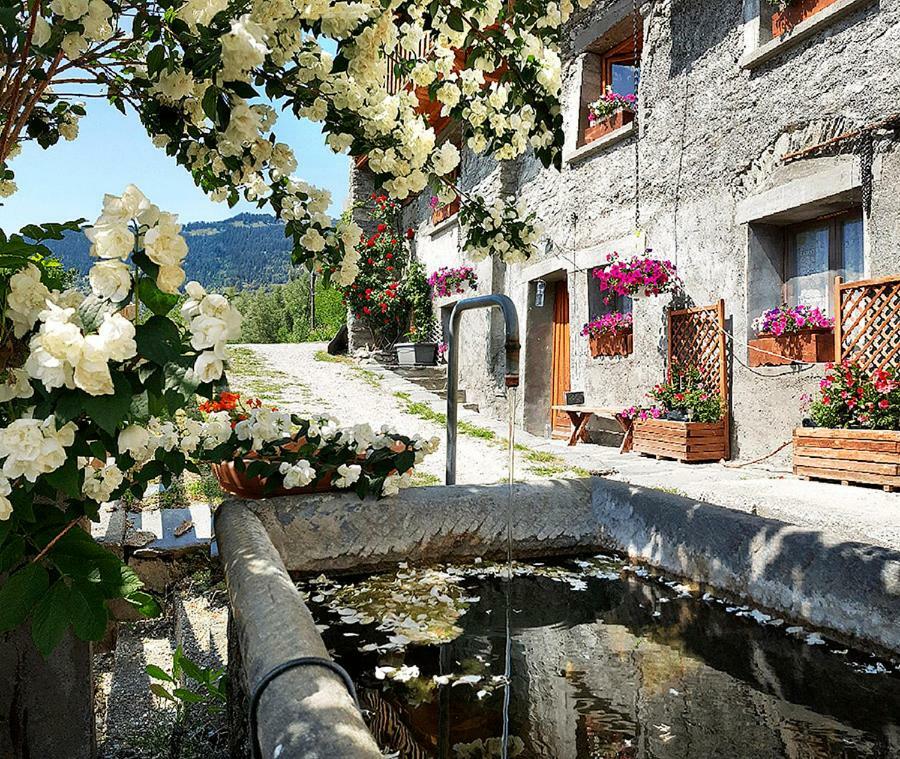 Les Balcons Du Molliebon Apartment Seez ภายนอก รูปภาพ